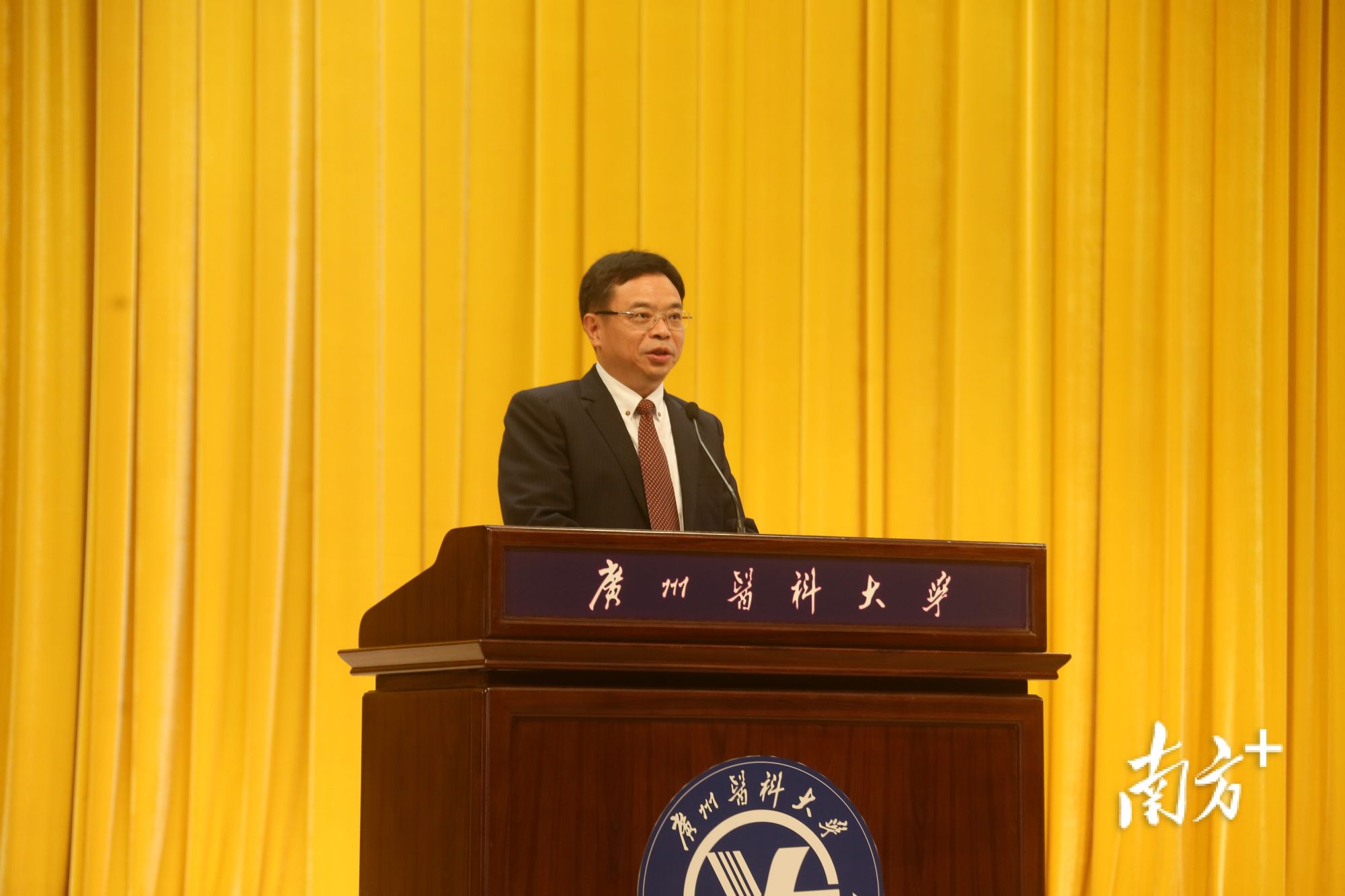 【南方+】广州医科大学党委书记唐小平：有组织开展“从0到1”的原创性科技创新