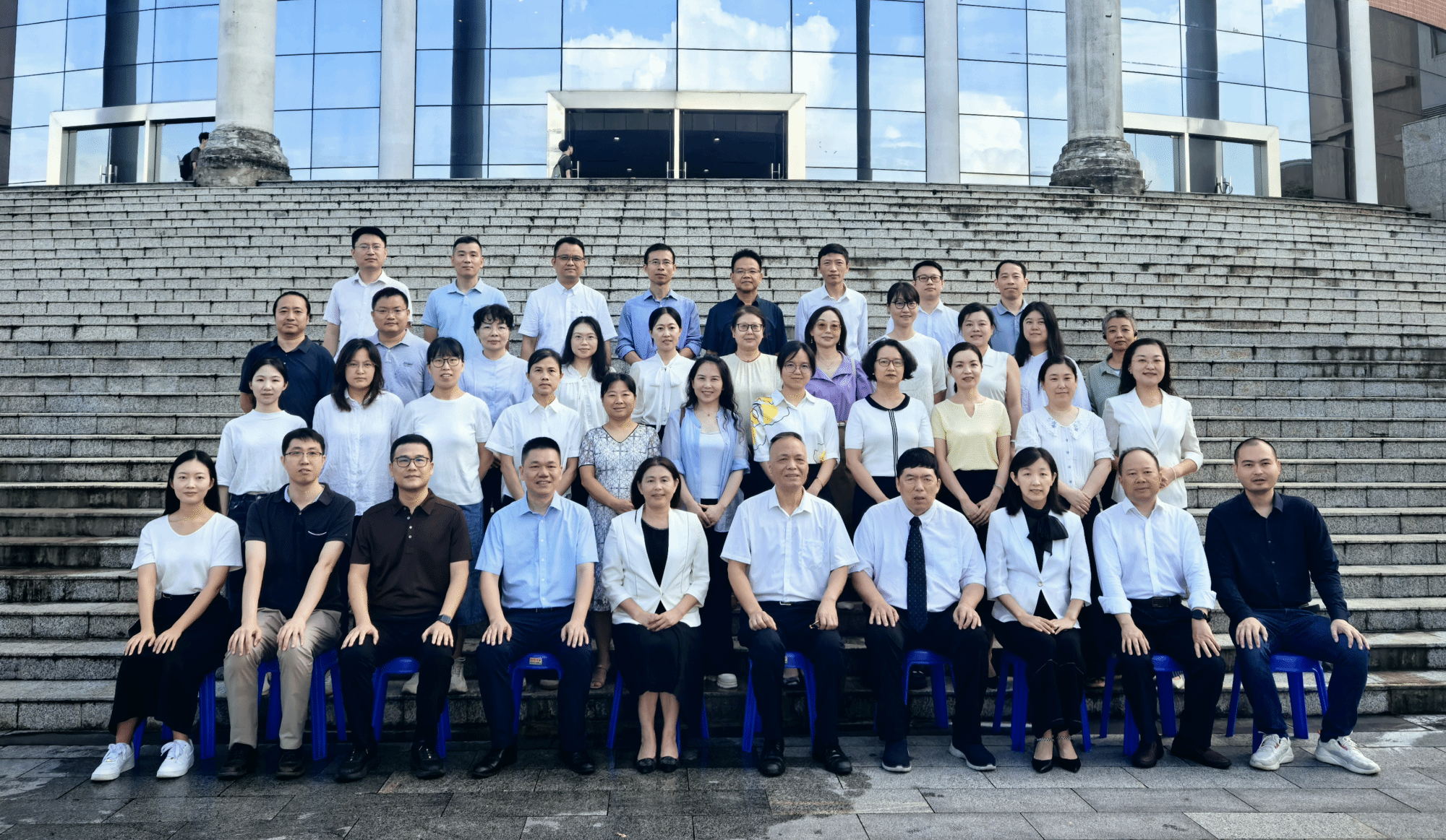 我校生理学与病理生理学教师团队入选第四批“全国高校黄大年式教师团队”