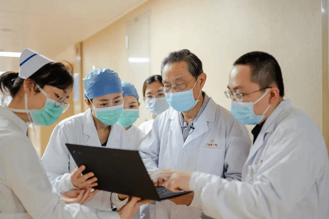 钟南山:人的一生,总要留下点什么